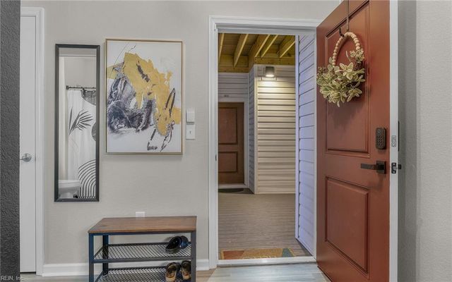 1724 Dromolin Dr Ste 202, Virginia Beach, VA 23456