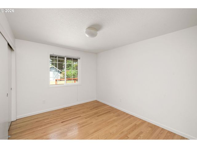5749 Ne HARVEST St, Hillsboro, OR 97124