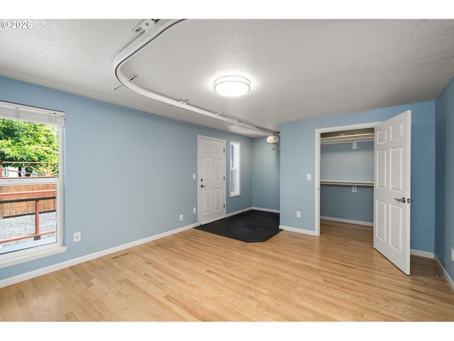 5749 Ne HARVEST St, Hillsboro, OR 97124