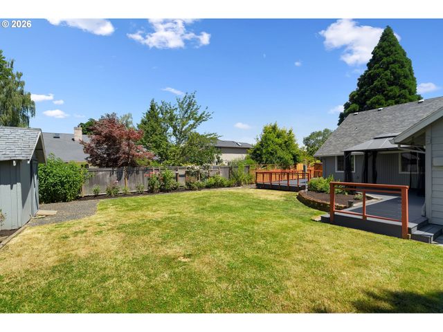 5749 Ne HARVEST St, Hillsboro, OR 97124