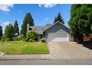 5749 Ne HARVEST St, Hillsboro, OR 97124