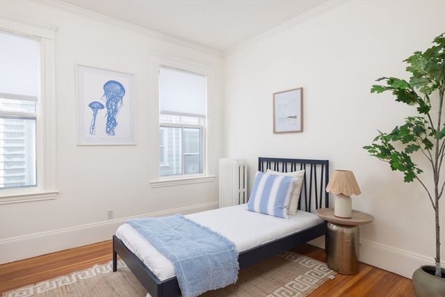 255 Walnut St B, Brookline, MA 02445