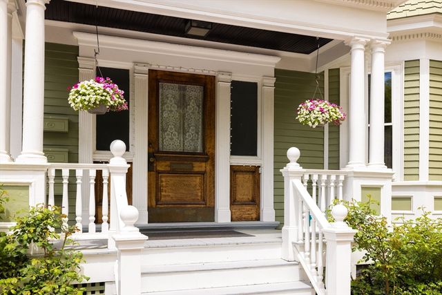 255 Walnut St B, Brookline, MA 02445