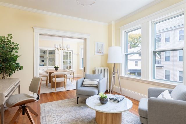 255 Walnut St B, Brookline, MA 02445