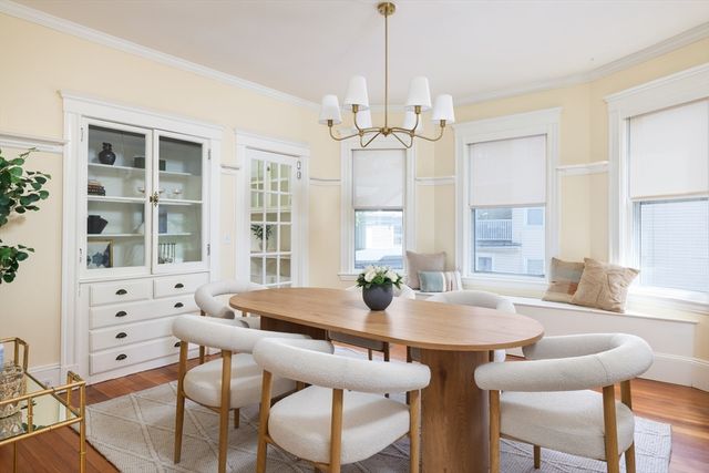 255 Walnut St B, Brookline, MA 02445