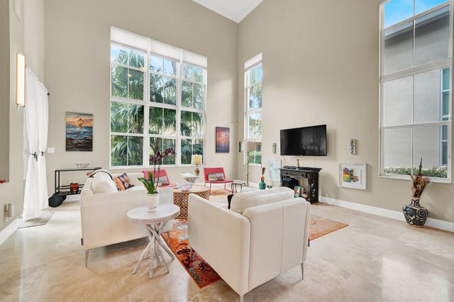 1123 Piccadilly Street, Palm Beach Gardens, FL 33418