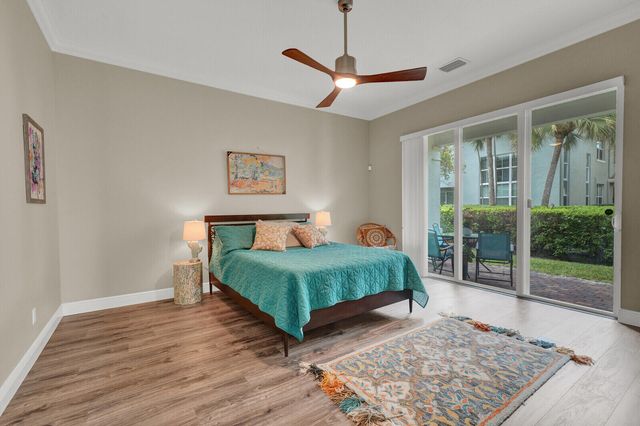 1123 Piccadilly Street, Palm Beach Gardens, FL 33418