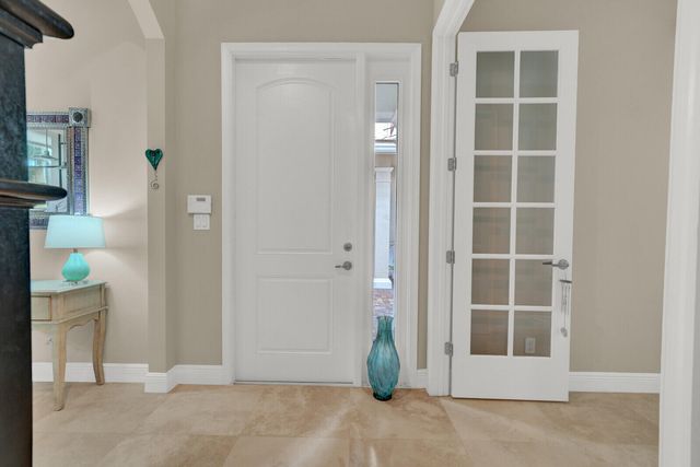 1123 Piccadilly Street, Palm Beach Gardens, FL 33418