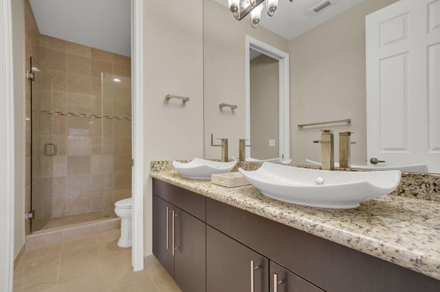 1123 Piccadilly Street, Palm Beach Gardens, FL 33418