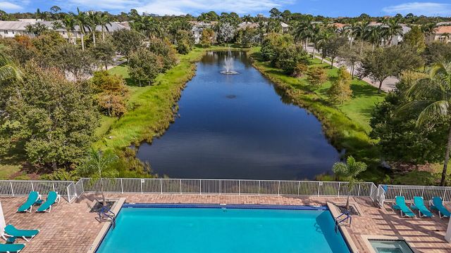 1123 Piccadilly Street, Palm Beach Gardens, FL 33418