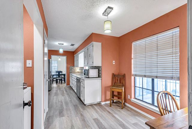 3202 Elma Dr, Midland, TX 79707