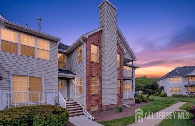 317 Vasser Drive, Piscataway, NJ 08854