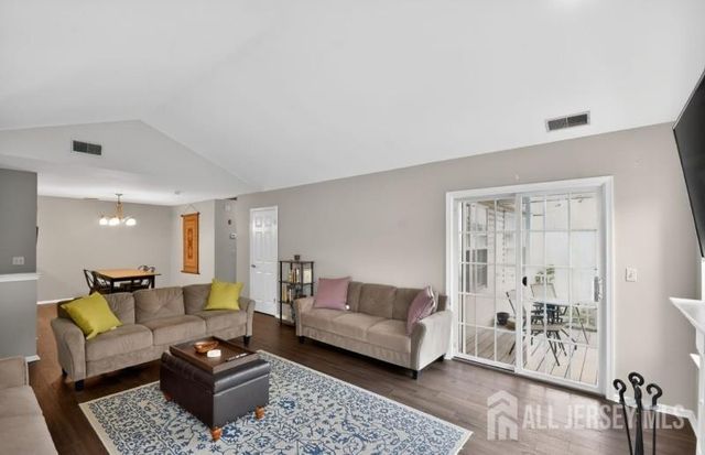 317 Vasser Drive, Piscataway, NJ 08854