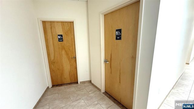 379 Main Avenue 4, Wallington, NJ 07057