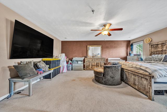 221 Minnie Bell LN, Vinton, VA 24179