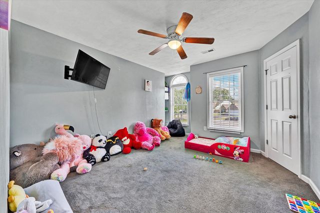 221 Minnie Bell LN, Vinton, VA 24179