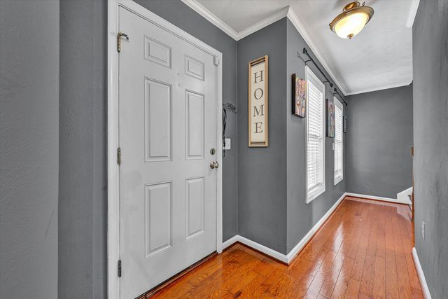 221 Minnie Bell LN, Vinton, VA 24179