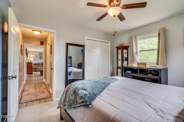 408 Rainbow Circle, Kingsport, TN 37660