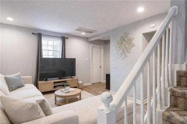 930 19th ST, Newport News, VA 23607