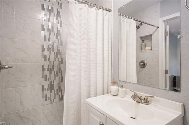 930 19th ST, Newport News, VA 23607