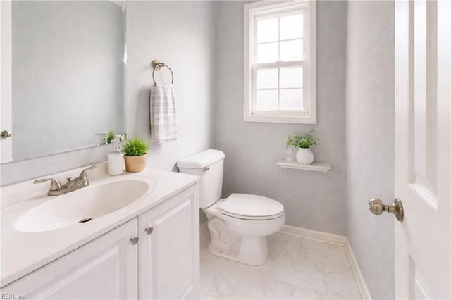 930 19th ST, Newport News, VA 23607