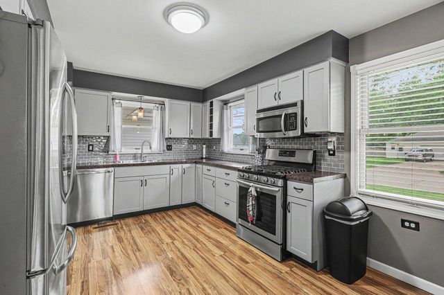5259 School Avenue, Hudsonville, MI 49426