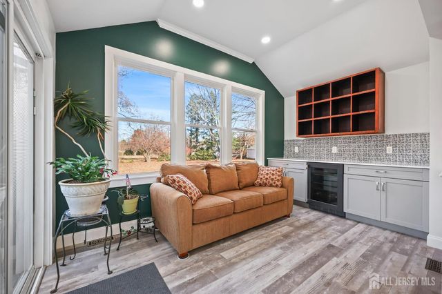 568 Village Road, West Windsor, NJ 08550