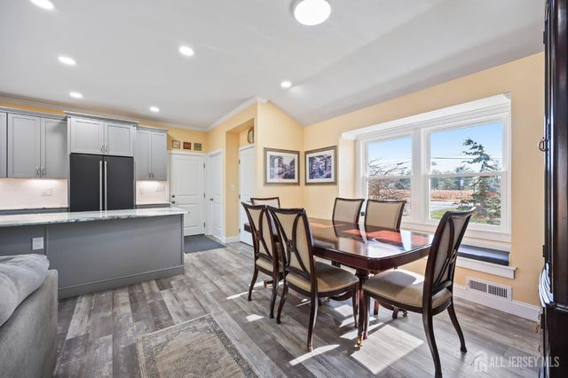 568 Village Road, West Windsor, NJ 08550