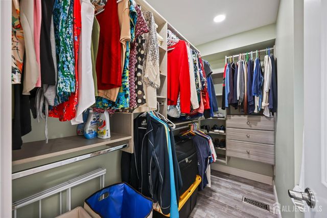 568 Village Road, West Windsor, NJ 08550