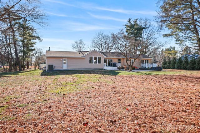568 Village Road, West Windsor, NJ 08550