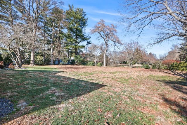 568 Village Road, West Windsor, NJ 08550