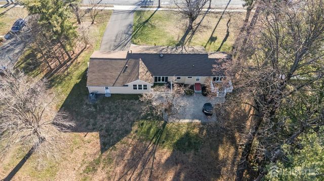 568 Village Road, West Windsor, NJ 08550