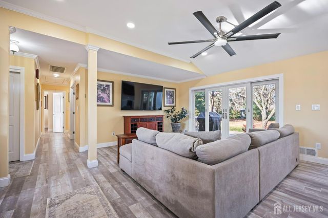 568 Village Road, West Windsor, NJ 08550