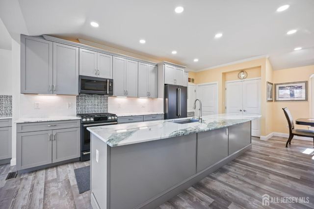 568 Village Road, West Windsor, NJ 08550