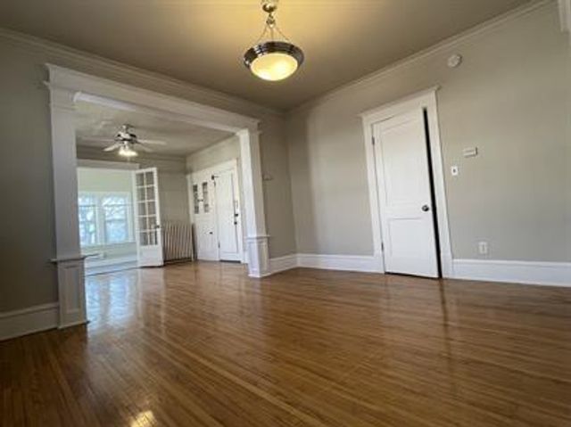 2720 Dupont Avenue S, Minneapolis, MN 55408