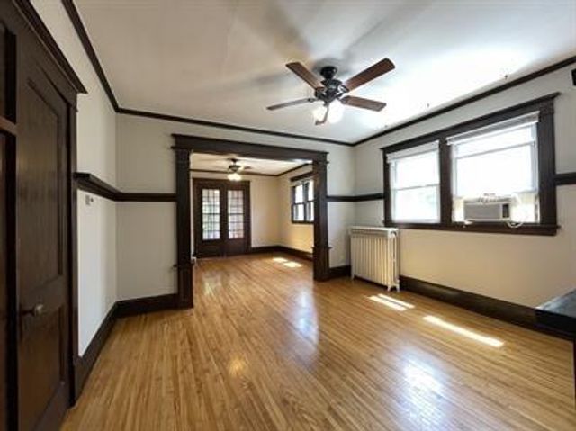 2720 Dupont Avenue S, Minneapolis, MN 55408