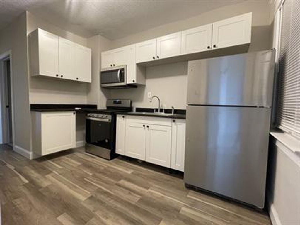2720 Dupont Avenue S, Minneapolis, MN 55408 — photo 3