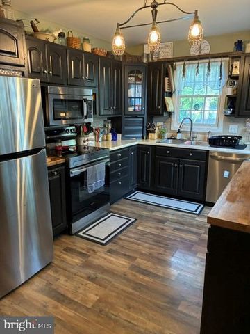 1002 SMITH AVE, Lebanon, PA 17042