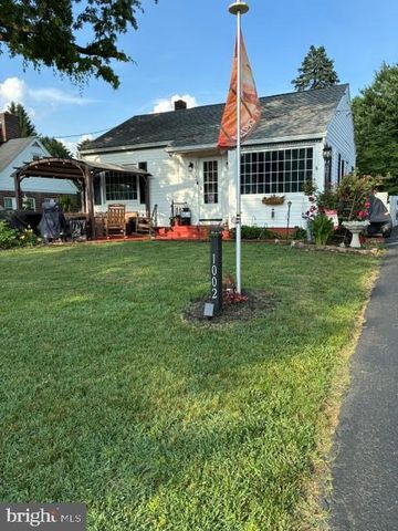 1002 SMITH AVE, Lebanon, PA 17042