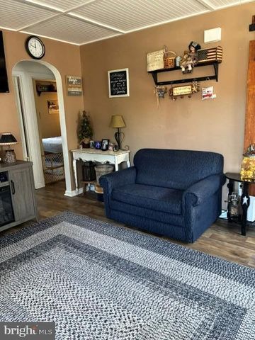 1002 SMITH AVE, Lebanon, PA 17042