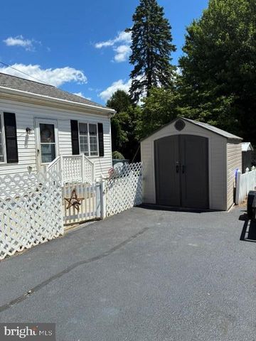 1002 SMITH AVE, Lebanon, PA 17042