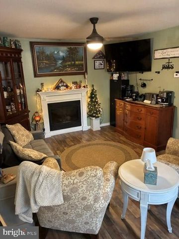 1002 SMITH AVE, Lebanon, PA 17042