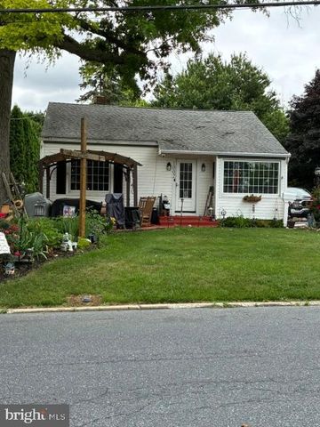 1002 SMITH AVE, Lebanon, PA 17042