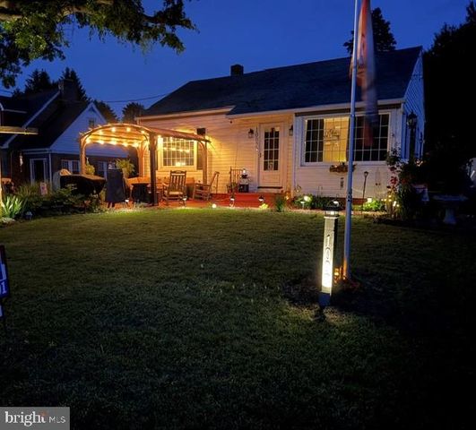 1002 SMITH AVE, Lebanon, PA 17042