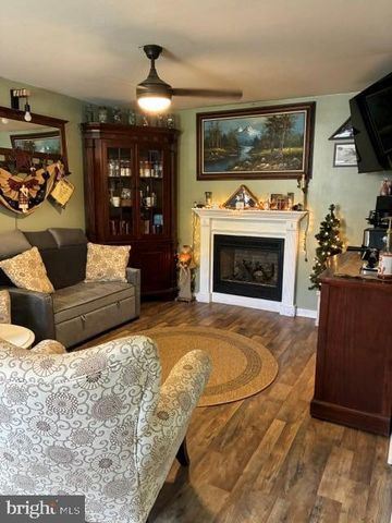 1002 SMITH AVE, Lebanon, PA 17042