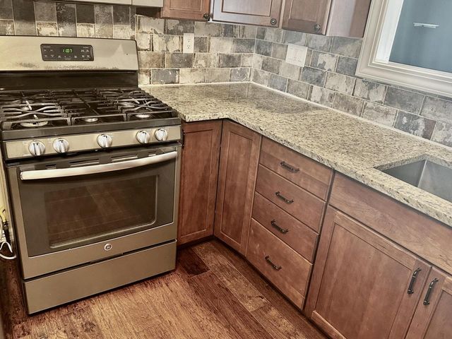 3662 S 81st STREET, Milwaukee, WI 53220
