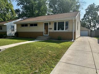 3662 S 81st STREET, Milwaukee, WI 53220