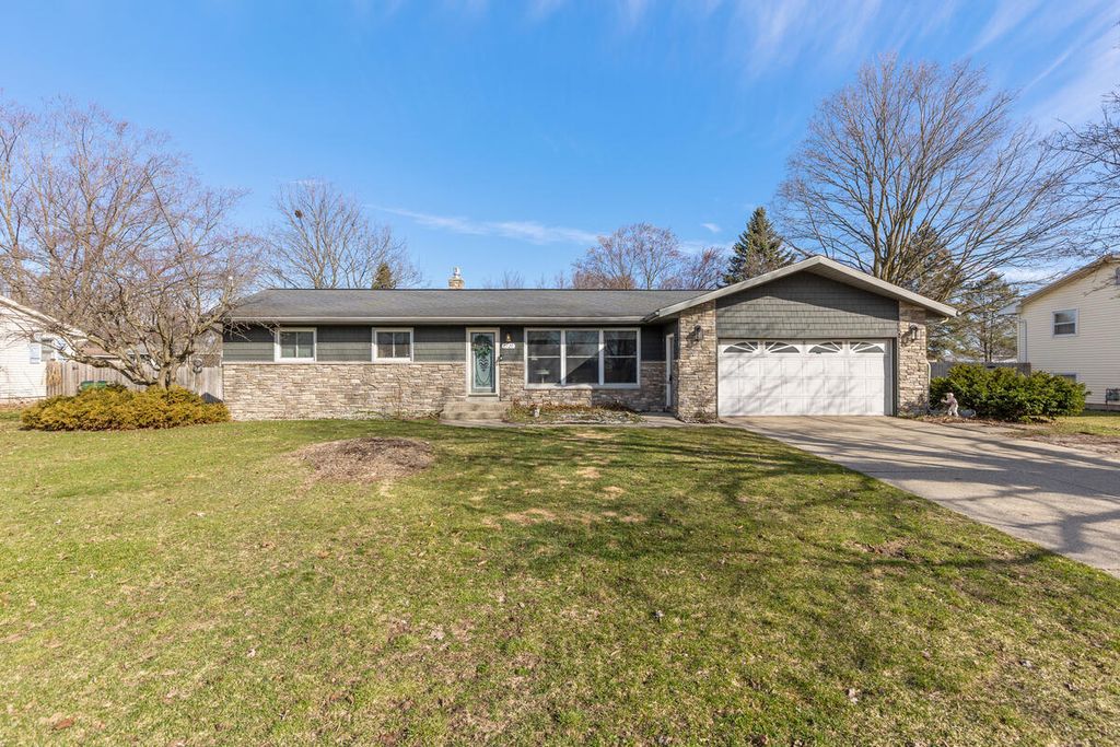 2727 Hope Street, Hudsonville, MI 49426