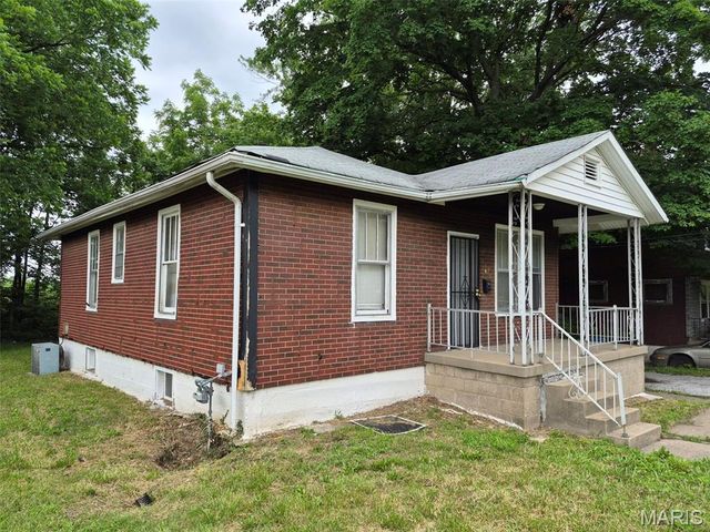 7029 Florence Place, St Louis, MO 63136