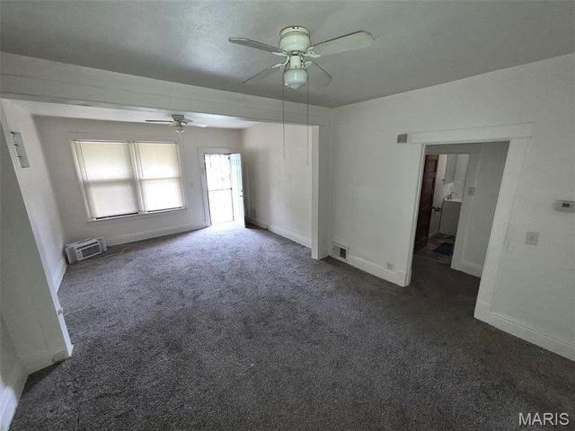7029 Florence Place, St Louis, MO 63136